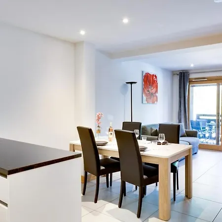 Grand Paradis B11 - Good Location & Parking Apartament
