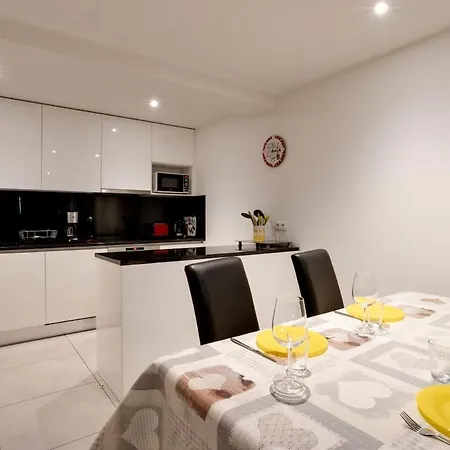 Grand Paradis B11 - Good Location & Parking Appartement *