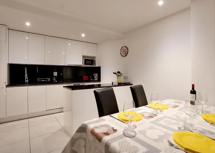 Grand Paradis B11 - Good Location & Parking Appartement *