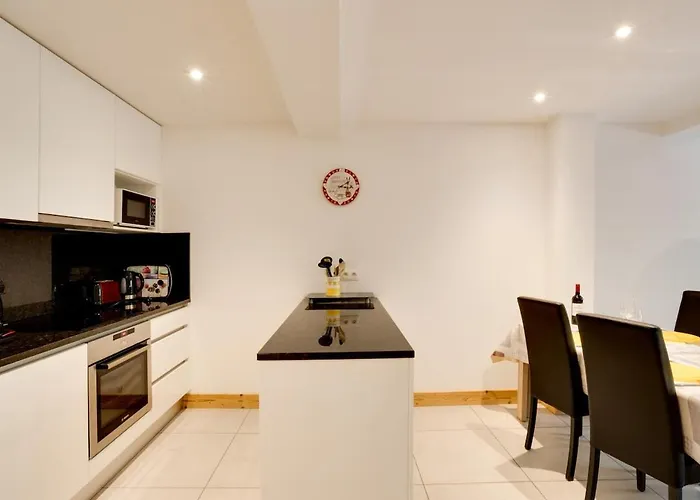 Grand Paradis B11 - Good Location & Parking Appartement