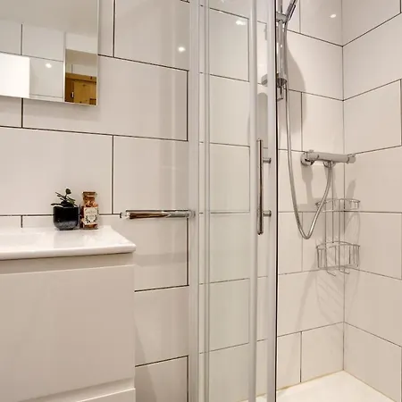 Grand Paradis B11 - Good Location & Parking Апартаменты *
